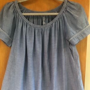 Women’s light denim babydoll top